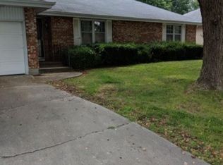 3204 S Jefferson Ave, Springfield, MO 65807