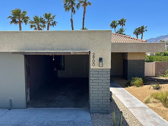 One-car garage