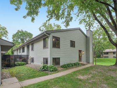 1386 Arden View Dr, Arden Hills, MN, 55112
