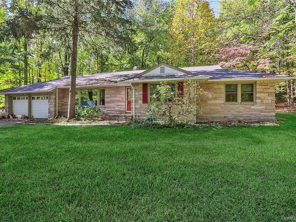 1st image of 203 Schlueter Drive