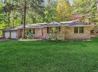 203 Schlueter Dr, Hopewell Junction, NY 12533