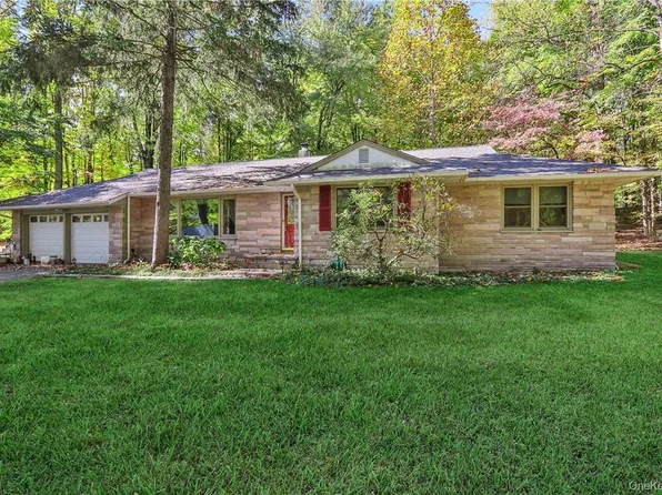 203 Schlueter Drive, Hopewell Junction, NY 12533