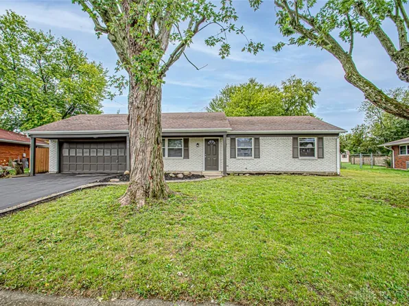421 Redbud Ln, Xenia, OH 45385