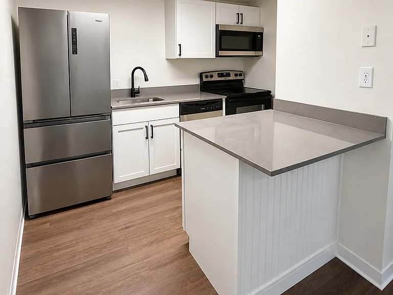 140 Madbury Rd — Photo 3