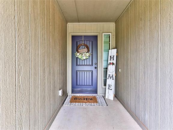 3rd image of 11449 NW 130th St