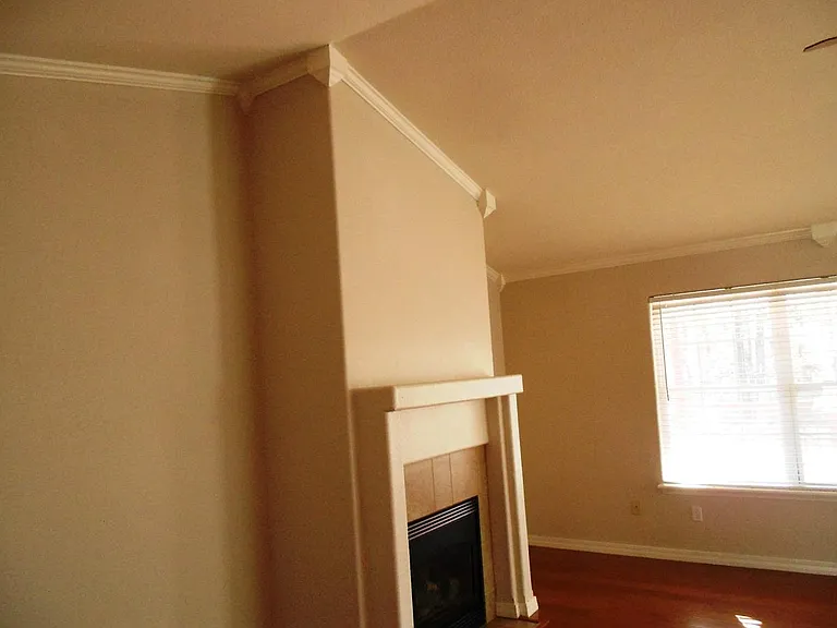 1 Keighley Ln — Photo 5
