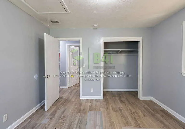 5421 Susan Ln — Photo 6
