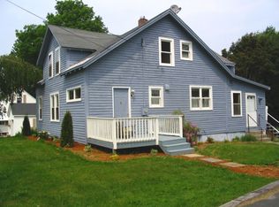 6 Russell Stage Rd, Blandford, MA 01008