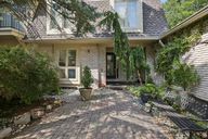 Knollcrest Cir-S0909-001.jpg