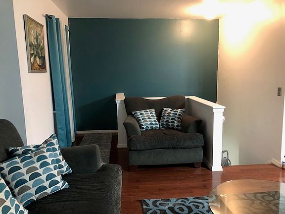 5th image of 250 Marion St #2