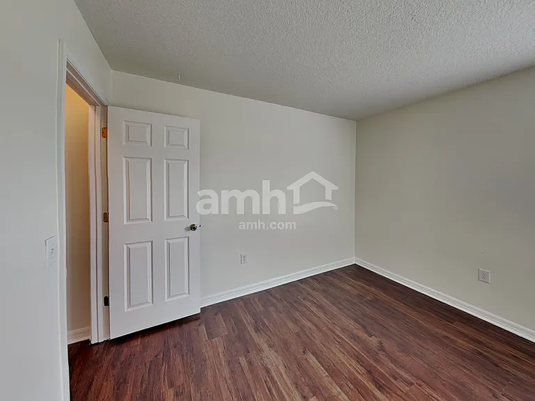6105 Timber Crest Dr — Photo 16