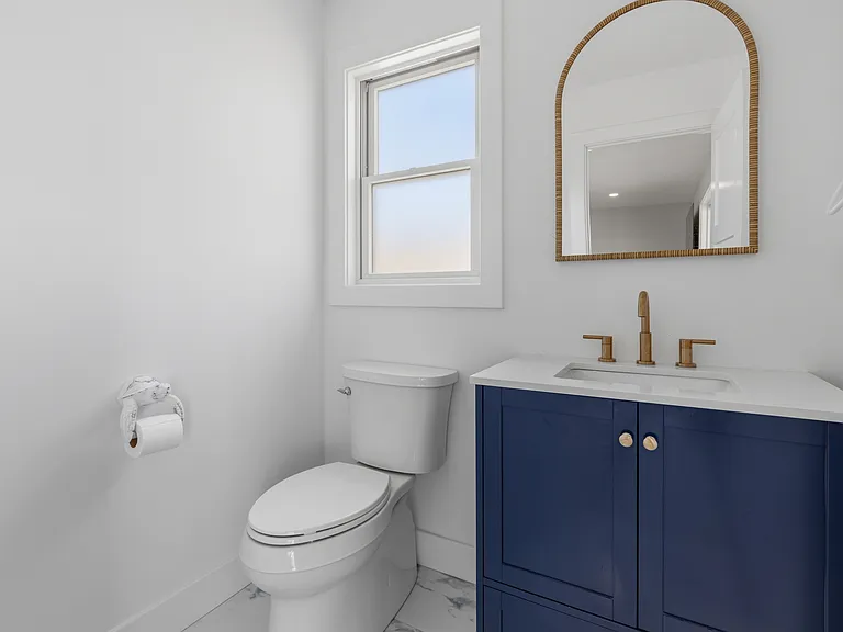 36 Virginia Ave — Photo 27