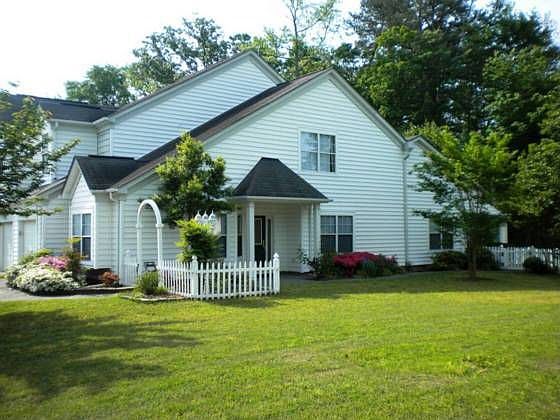 1st image of 131 Dorothy Dr