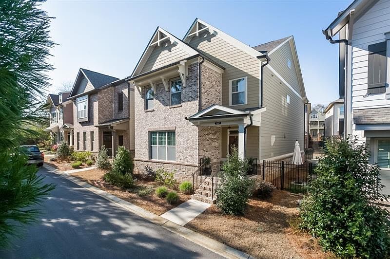 1st image of 1641 Telfair Way SE