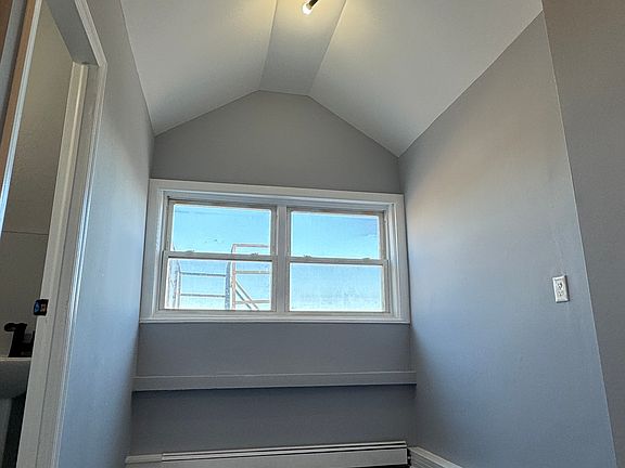 3rd image of 305 Roseville Ave Floor 3