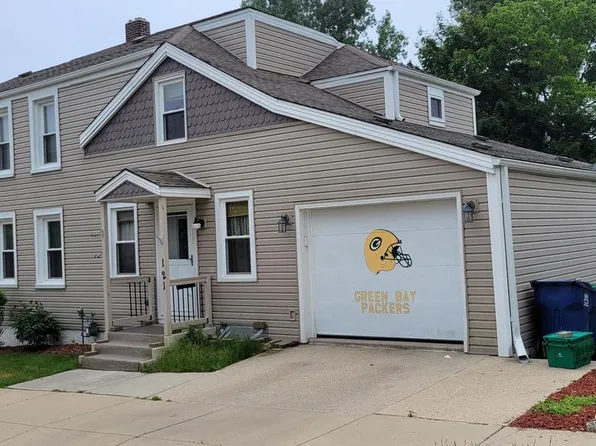 121 E Woodruff STREET NE NE, Port Washington, WI 53074
