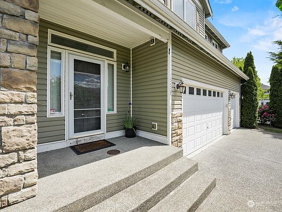 2nd image of 15507 67th Avenue Ct E