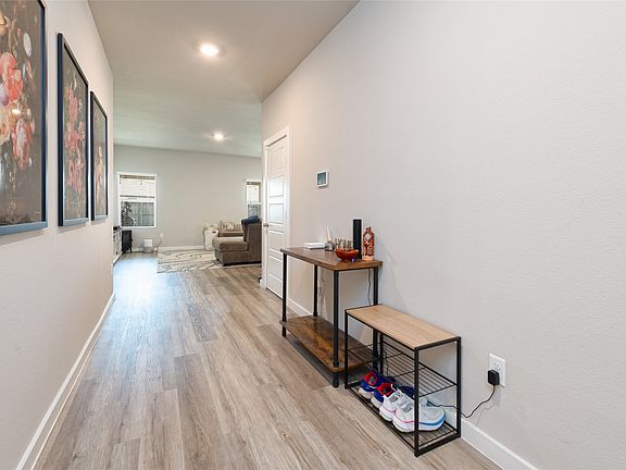 3rd image of 2309 Chesapeake Way
