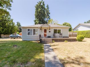3203 Forest Dr NE, Bremerton, WA 98310