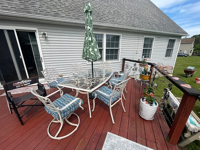 14 Richardson St — Photo 27