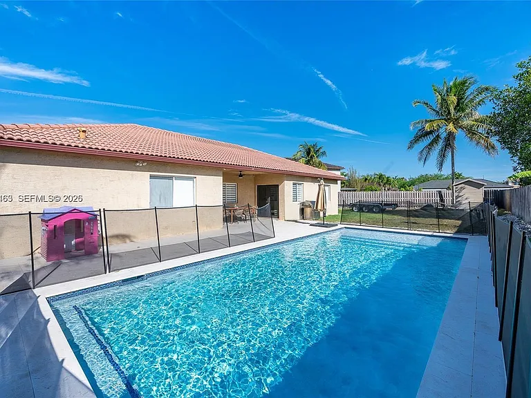 29191 SW 142nd Ct — Photo 8