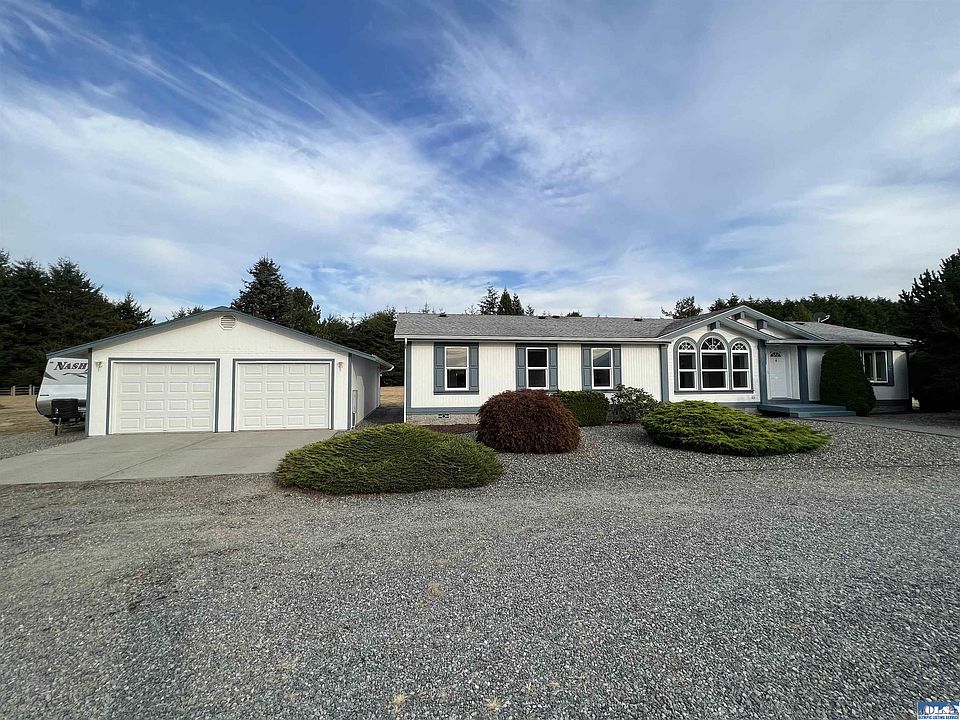 1st image of 223 Mar Vista Way
