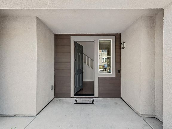 3rd image of 4136 Healdsburg Way