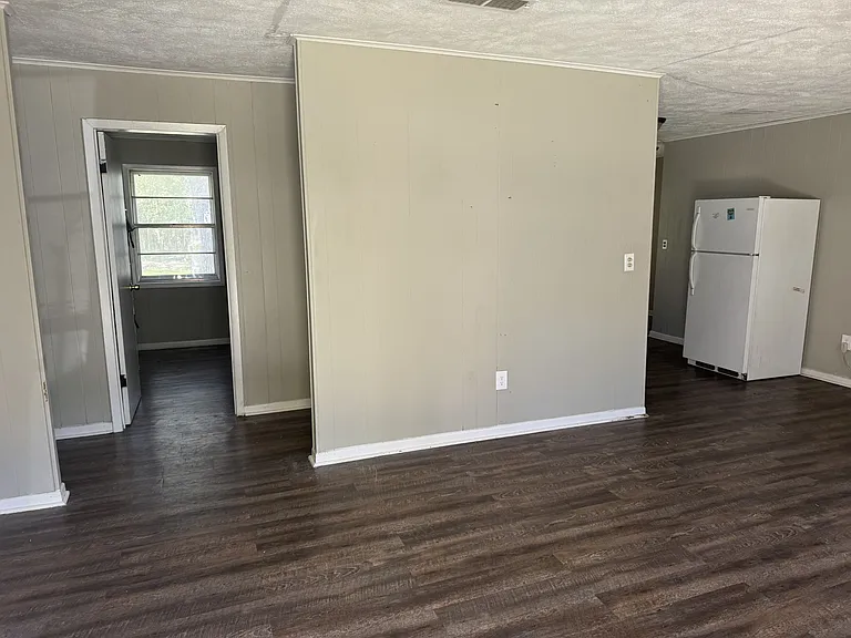 846 Fernwood Dr — Photo 4