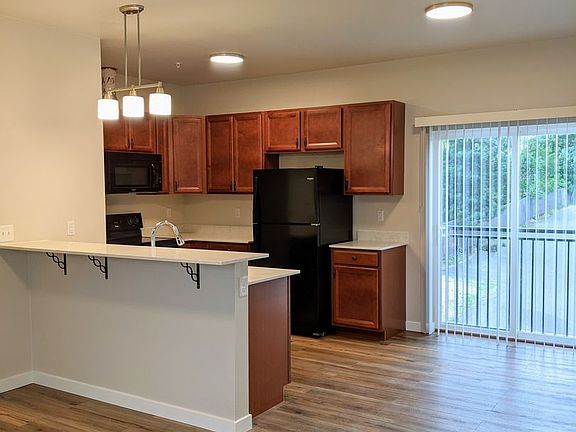5th image of 7425 S D St #204