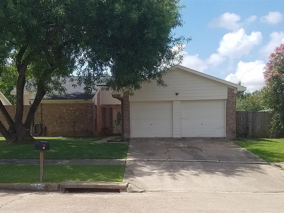 1st image of 13035 Carvel Ln