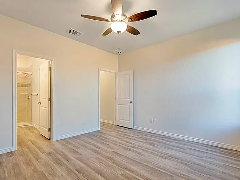 110 Levi Ct #A — Photo 11