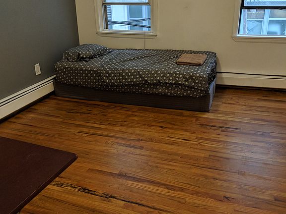 5th image of 322 Saint Pauls Ave