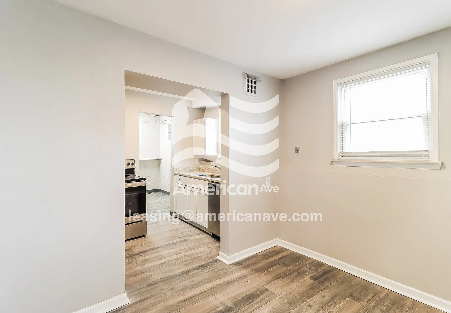3 bed, 1.0 bath, 1036 sqft, $1,260 — Photo 4