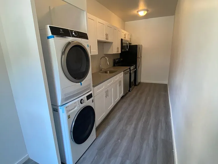 6751 N 13th St — Photo 35