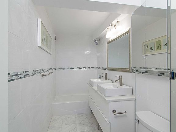 3rd image of 6550 Wetherole St APT 4K