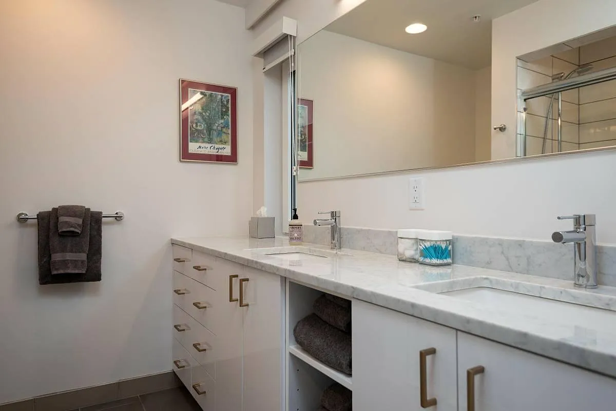 1520 N Blandena St — Photo 3