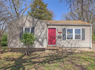 3304 E 75th St, Kansas City, MO 64132