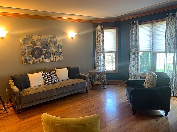 2nd image of 10332 Georgia Ln