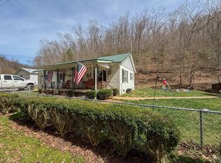 2689 Old Womans Run, Sutton, WV 26601