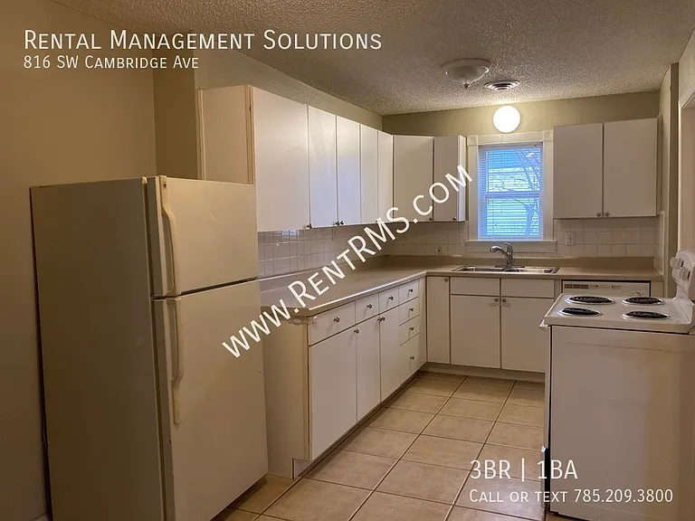 816 SW Cambridge Ave — Photo 3