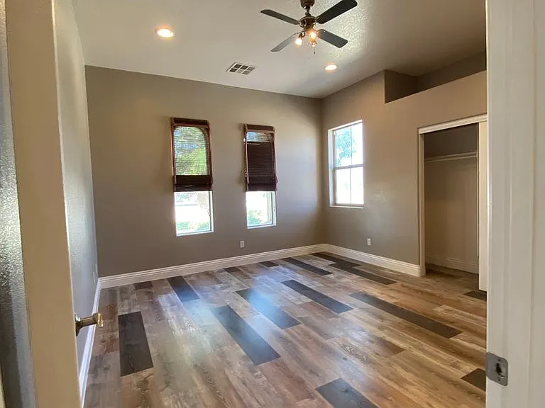 3611 Oakleaf Ave — Photo 18
