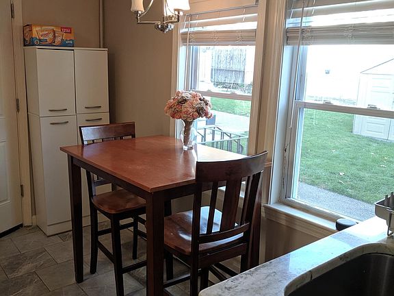 3rd image of 15 Highland Park #1