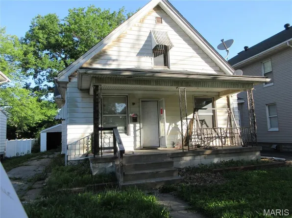 2403 Grand Ave, Granite City, IL 62040
