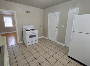 7135 W Bluemound Rd, Milwaukee, WI 53213