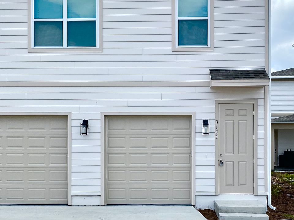 1st image of 3122 Voyager Ave