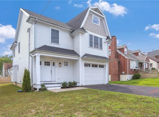 45 Cardinal St, Fairfield, CT 06825