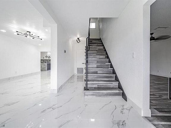 3rd image of 4803 Wynwood Dr
