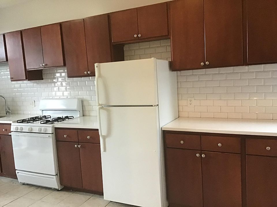 1st image of 825 W Sunnyside Ave #3
