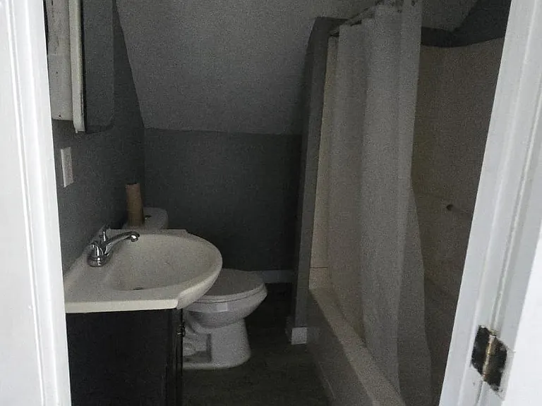 41 Carolina Ave #3 — Photo 2