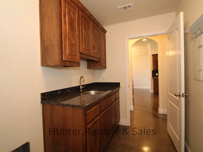 159 County Road 3377 — Photo 19